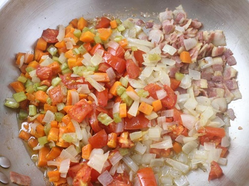 Đãi cả nhà món gà rán kiểu Nhật vàng ươm giòn rụm