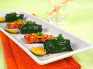 Đãi khách với món lươn nướng lá lốt