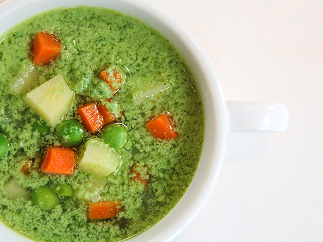 Đậm đà canh miến nấu tôm khô và bí đao