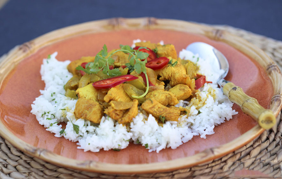 Đậm đà vị cà ri gà với cách làm hay và độc đáo