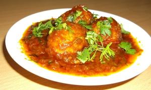 Đậm đà vịt nướng ngũ vị hương và cam thơm nức mũi