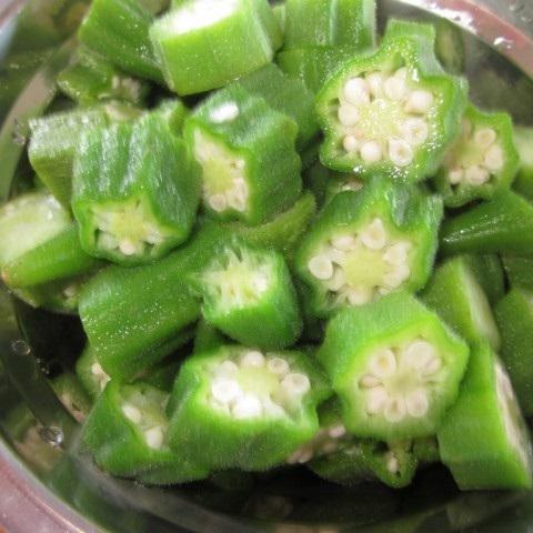 Cách làm đậu bắp sốt cà chua