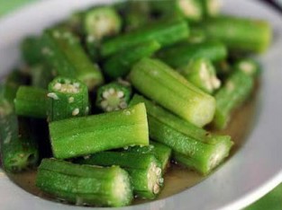 Đậu bắp xào tỏi