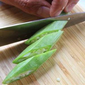 Cách làm đậu bắp xào tôm khô