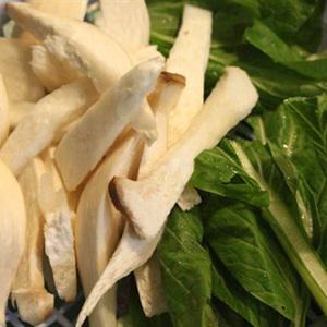 Cách làm đậu chiên sốt nấm và tôm