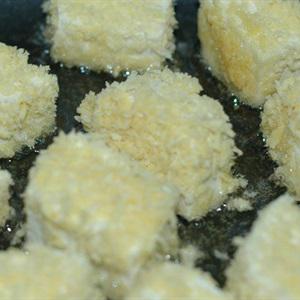 Cách làm đậu chiên trứng muối