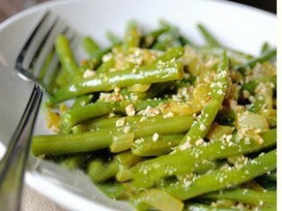 Đậu cô ve xào hành