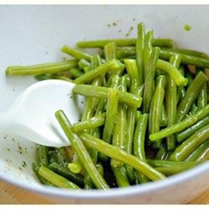 Cách làm đậu đũa trộn chanh