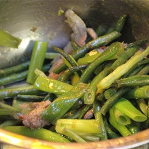 Cách làm đậu đũa xào thịt bò