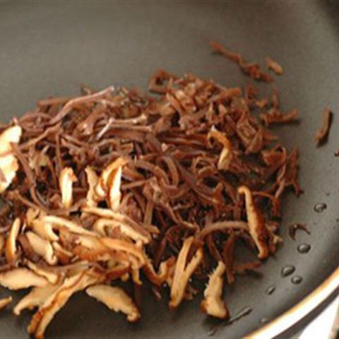 Cách làm đậu hũ chiên cuốn lá lốt