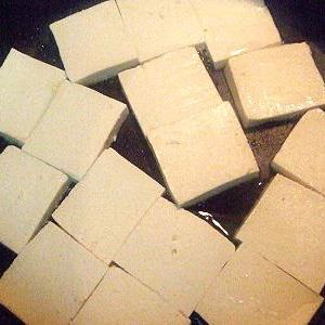 Cách làm đậu hũ chiên kiểu Hàn Quốc