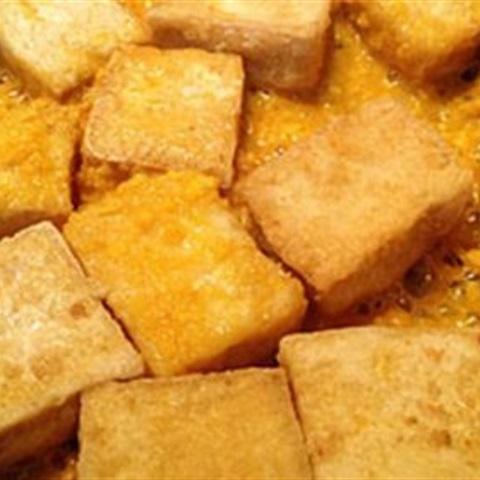 Cách làm đậu hũ chiên trứng muối