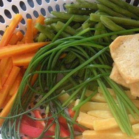 Cách làm đậu hũ cuộn rau củ