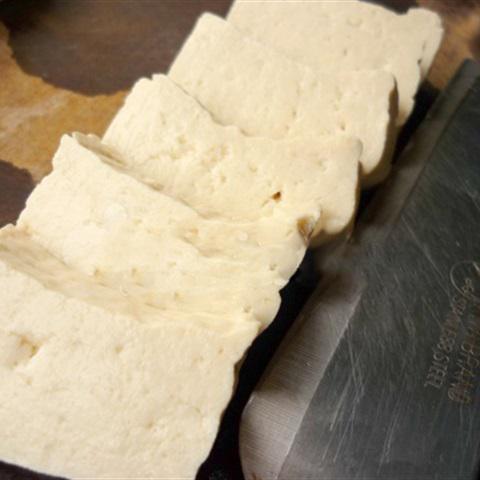 Cách làm đậu hũ kho cùi dừa