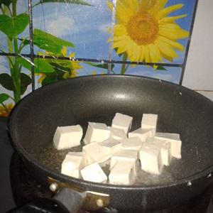 Cách làm đậu hũ kho nấm đông cô