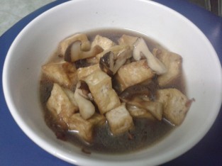 Đậu hũ kho nấm