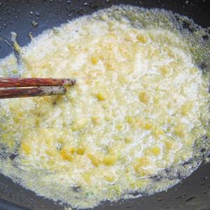 Cách làm đậu hũ luộc trứng muối