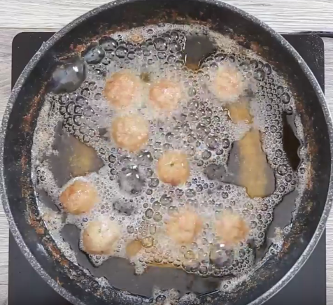 Đậu hũ nhồi tôm xay chiên giòn, béo ngậy cực thú vị