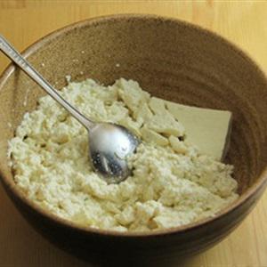 Cách làm đậu hũ non hấp trứng bách thảo