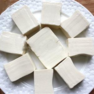 Cách làm đậu hũ non hấp trứng muối