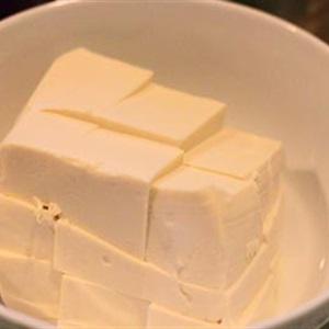 Cách làm đậu hũ non om mọc