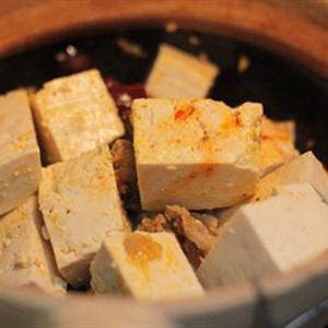 Cách làm đậu hũ om dưa cải chua