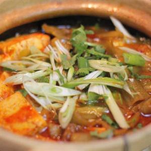 Cách làm đậu hũ om dưa cải chua