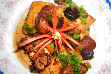 Đậu hũ om nấm hương