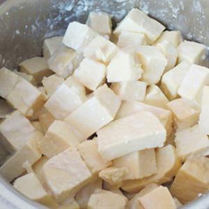 Cách làm đậu hũ sốt chanh