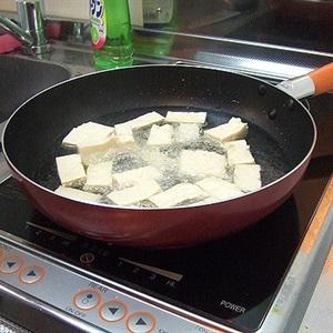 Cách làm đậu hũ sốt hạt điều