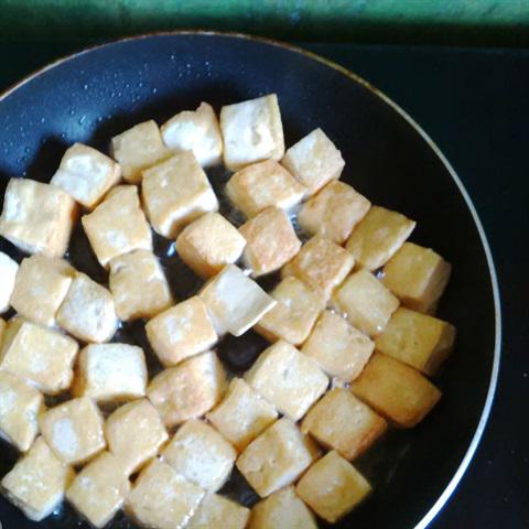 Cách làm đậu hũ sốt mè