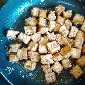 Cách làm đậu hũ sốt mè