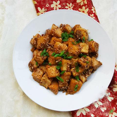 Cách làm đậu hũ sốt mè