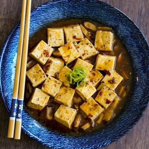 Cách làm đậu hũ sốt nấm cay