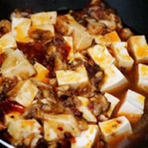 Cách làm đậu hũ sốt nấm hương