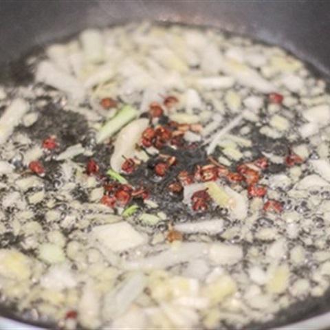 Cách làm đậu hũ sốt Tứ Xuyên ngon