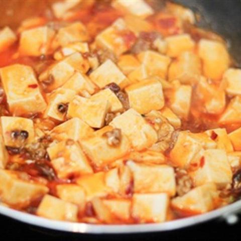 Cách làm đậu hũ sốt Tứ Xuyên ngon