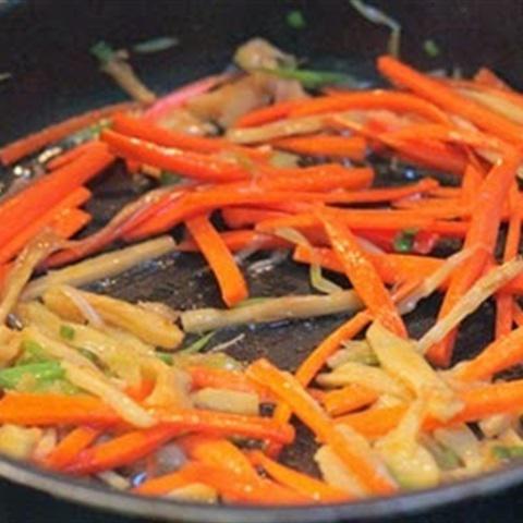 Cách làm đậu hũ xào giá đỗ