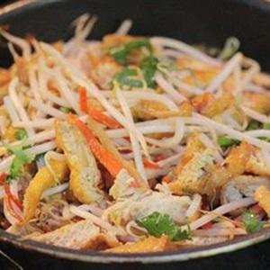 Cách làm đậu hũ xào giá đỗ