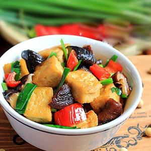 Cách làm đậu hũ xào nấm ớt
