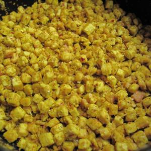 Cách làm đậu hũ xào sả ớt