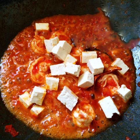 Cách làm đậu hũ xào tôm