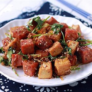 Cách làm đậu hũ xóc thịt hộp