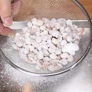 Cách làm đậu phộng bọc đường