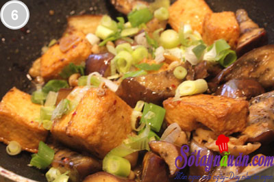 Đậu phụ xào nấm và cà tím