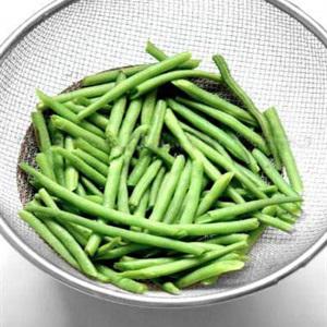 Cách làm đậu que xào thịt gà