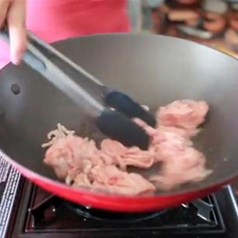 Cách làm đậu que xào thịt gà