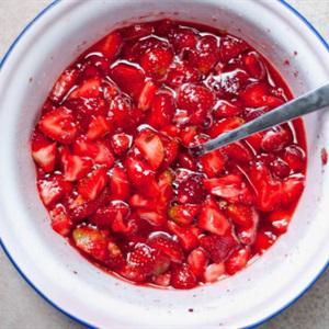 Cách làm dâu tây đá bào