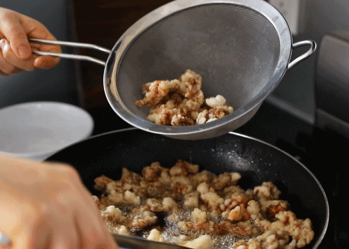 Đây chính là công thức làm thịt heo quay bì giòn bất bại, ai làm cũng thành công