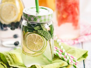 Detox tươi mát thanh lọc cơ thể sau Tết
